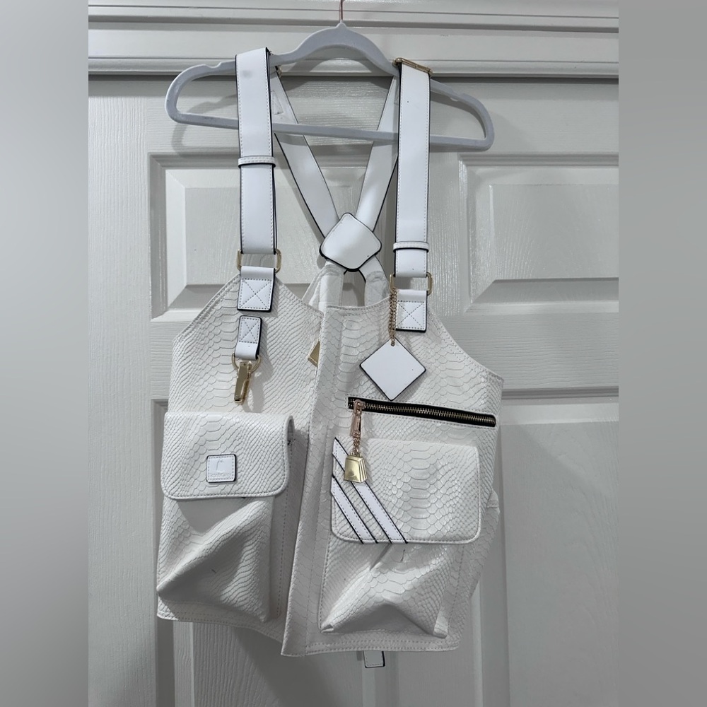 White leather Vest Bag